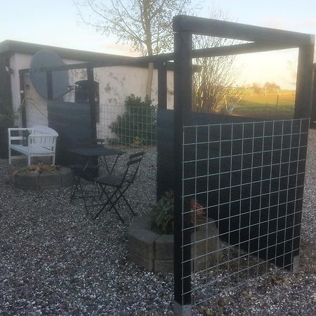 Særslev Svalegaarden Guesthouse מראה חיצוני תמונה